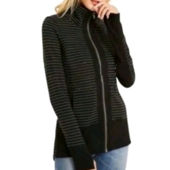 CAbi Jackets & Blazers - CAbi Sprint Athleisure Stripe Zipper Jacket
